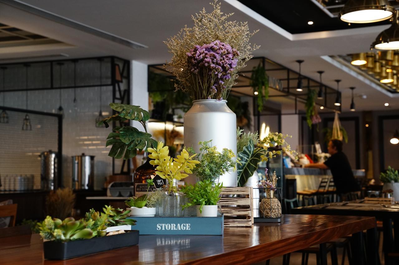 130 Hotel & Residence Bangkok Exterior photo