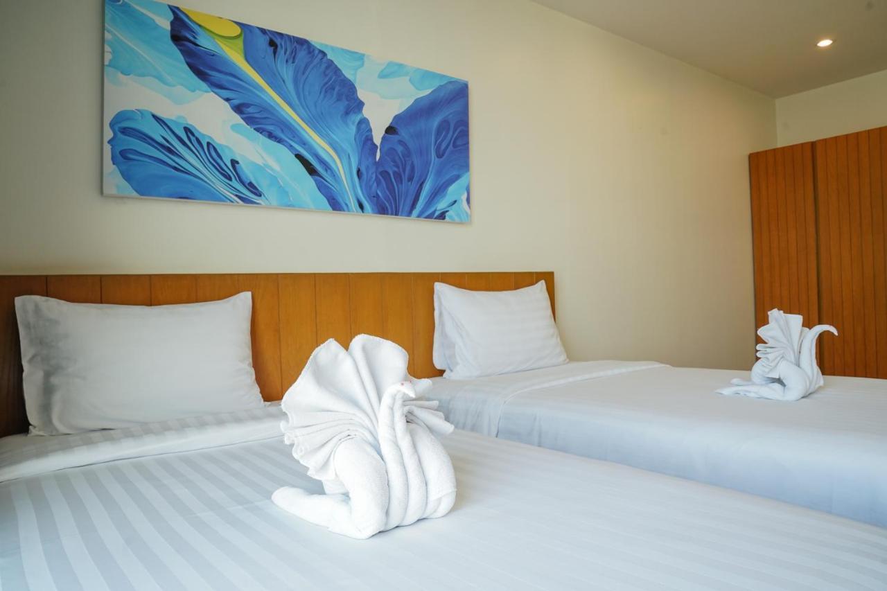 130 Hotel & Residence Bangkok Exterior photo